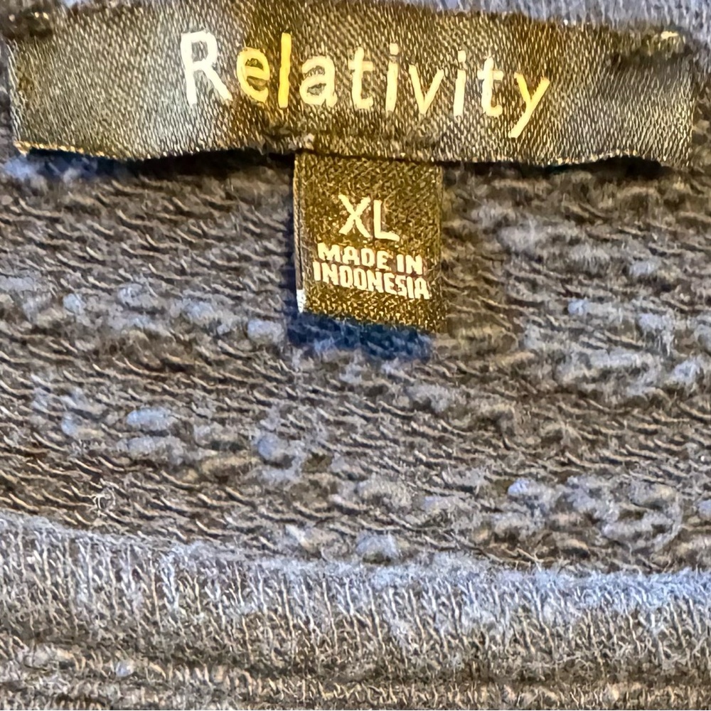 Relativity Top - Picture 4 of 4